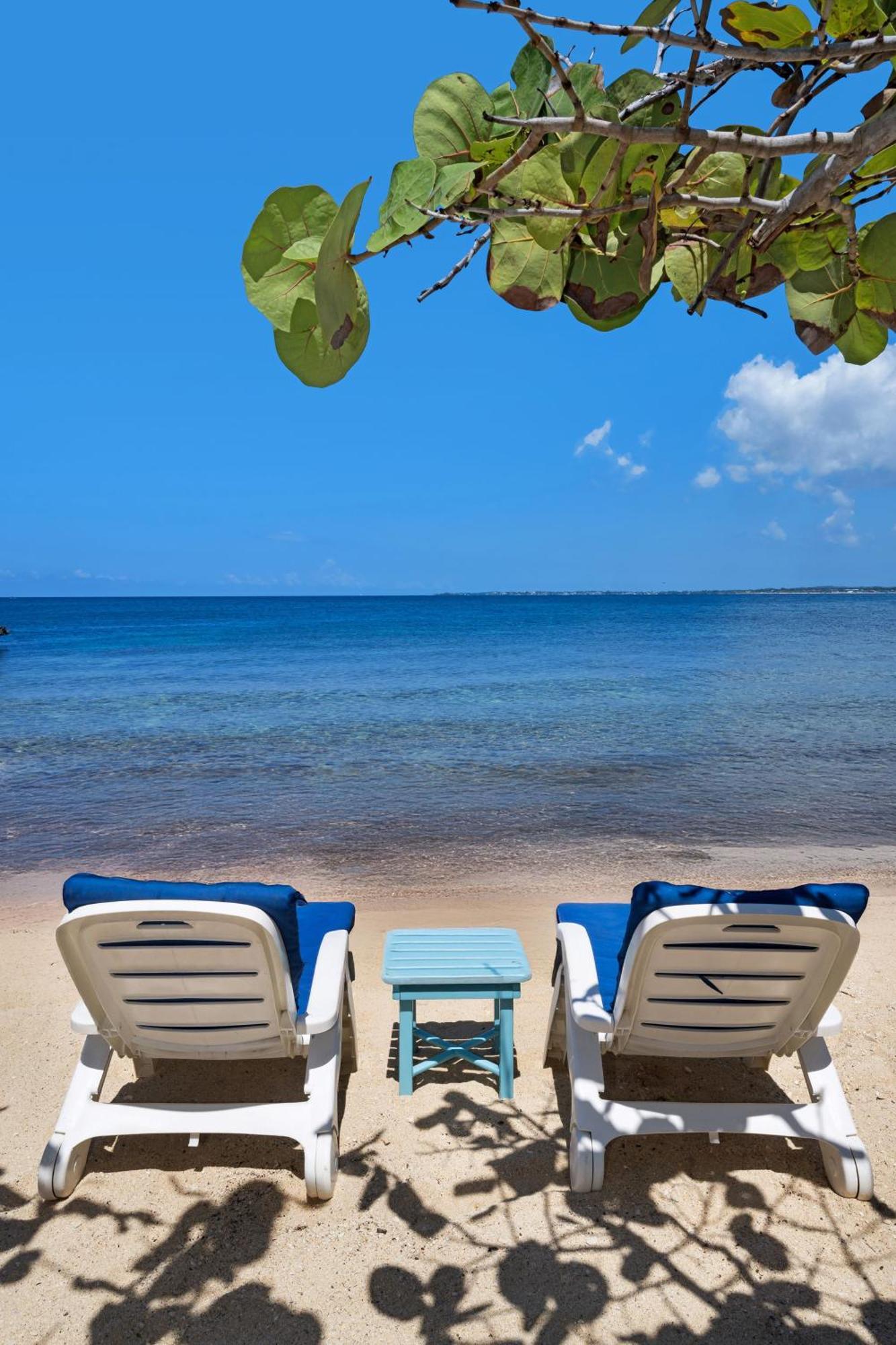 Ocean Cliff Hotel Negril Limited - Adults Only Esterno foto
