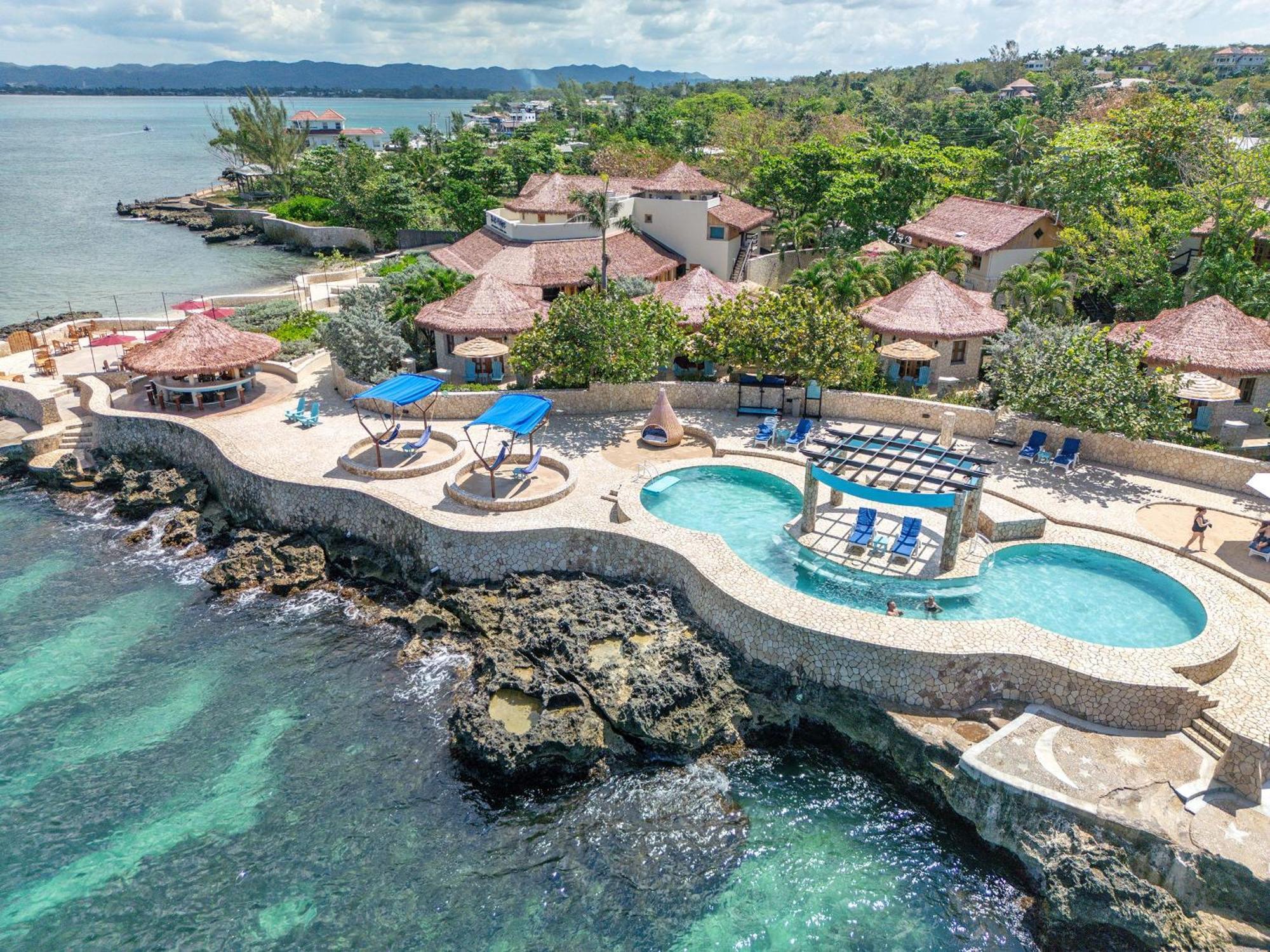 Ocean Cliff Hotel Negril Limited - Adults Only Esterno foto