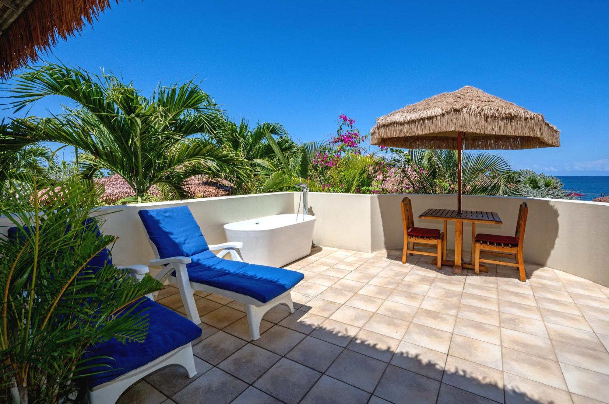 Ocean Cliff Hotel Negril Limited - Adults Only Esterno foto